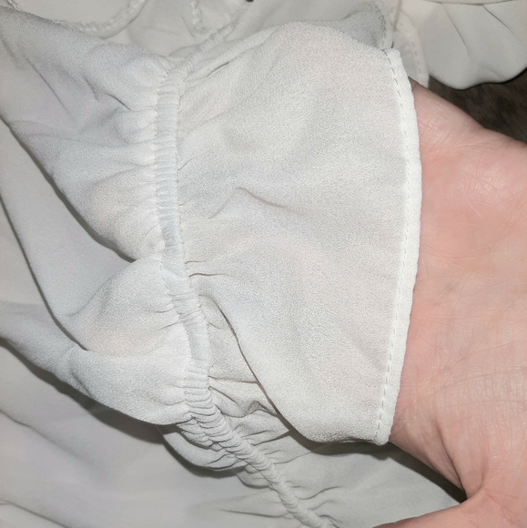 White off the shoulder blouse - Picture 2 of 3